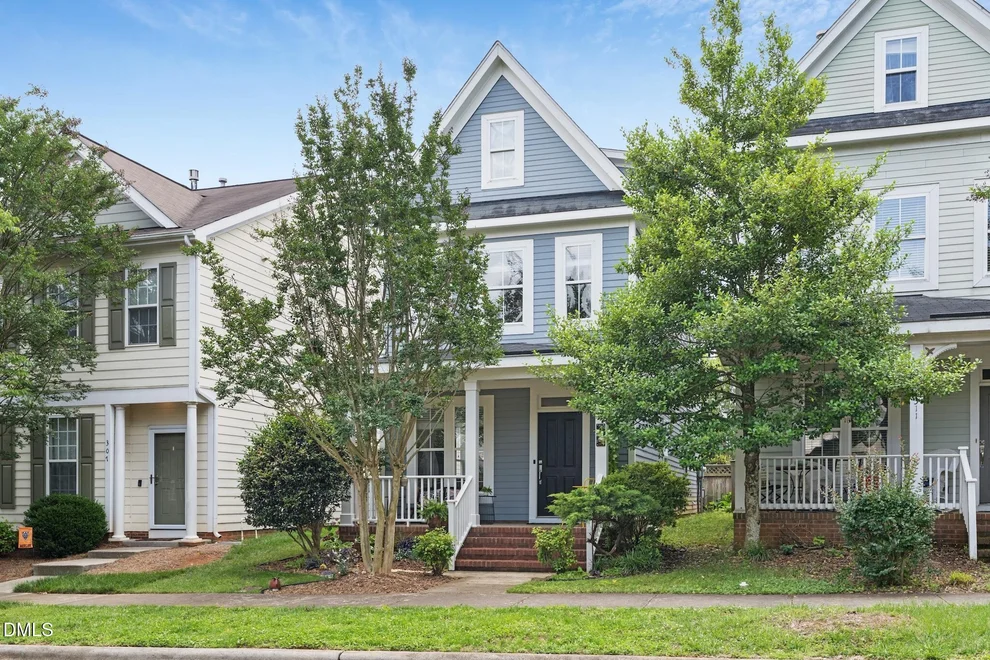 Unit for sale at 309 Danbury Court, Pittsboro, NC 27312