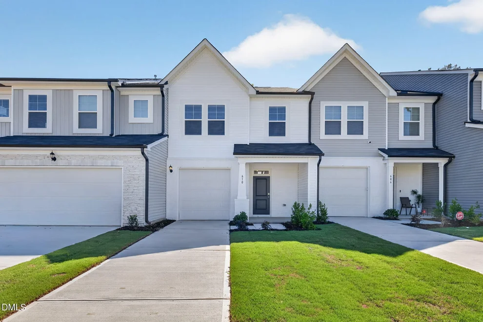 Unit for sale at 424 Barrington Ky Drive, Zebulon, NC 27597