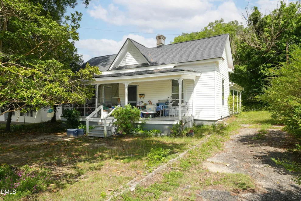 Unit for sale at 604 S Main Street, Louisburg, NC 27549
