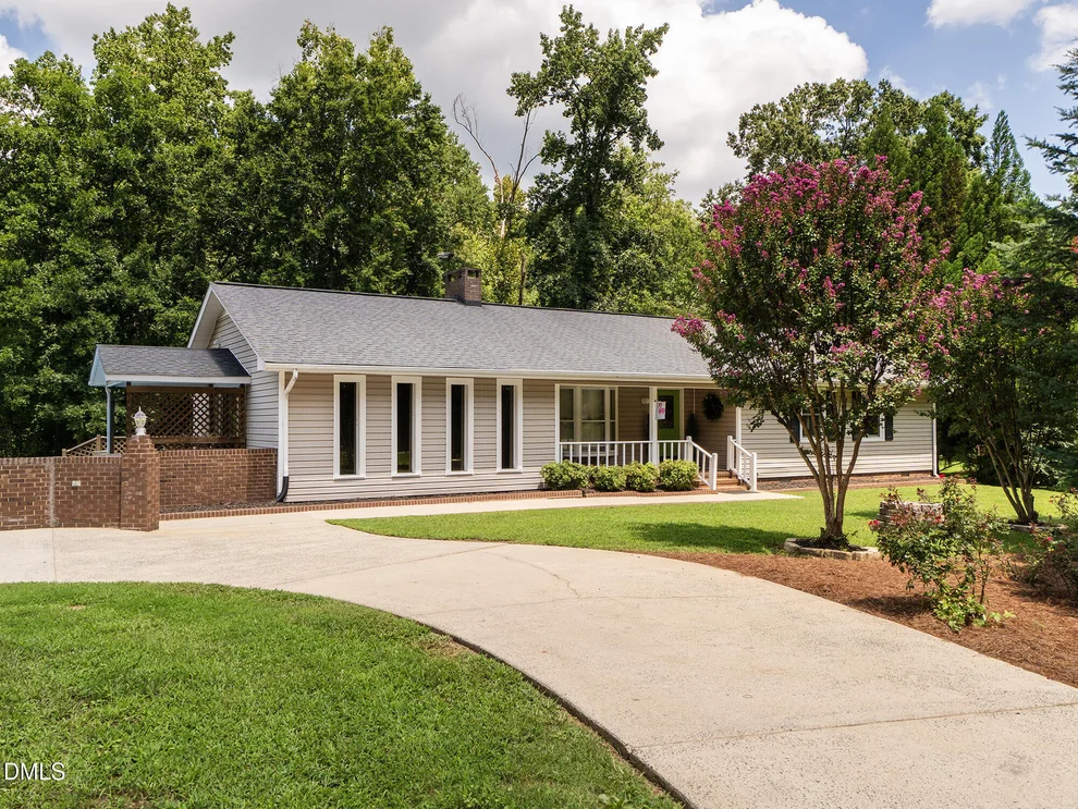 Unit for sale at 1805 Travis Lane, Burlington, NC 27217