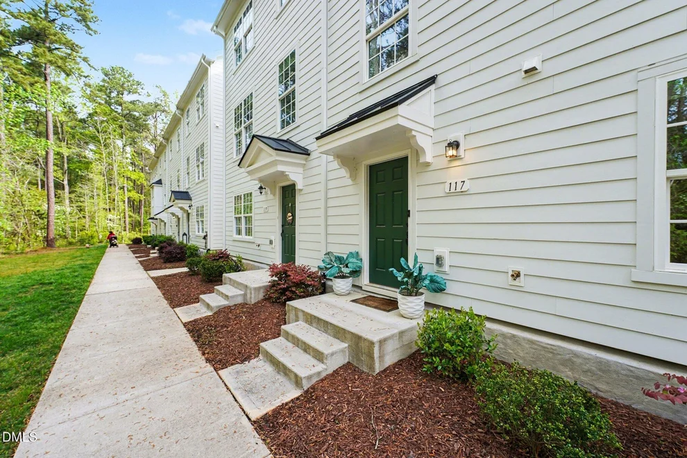 Unit for sale at 117 Callowhill Lane, Durham, NC 27713