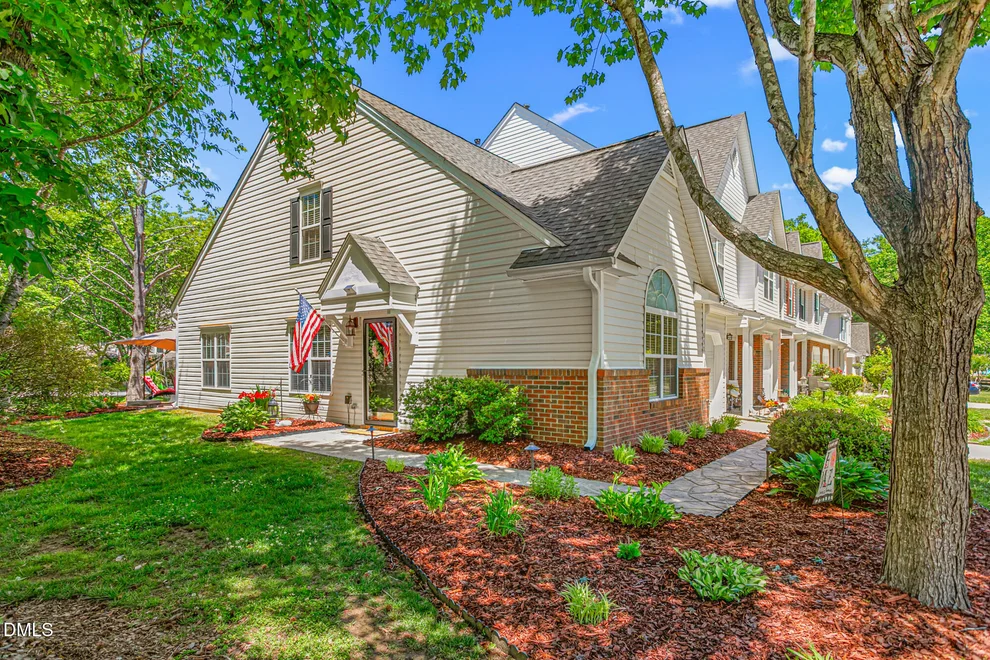 Unit for sale at 850 Creek Crossing Trail, Whitsett, NC 27377