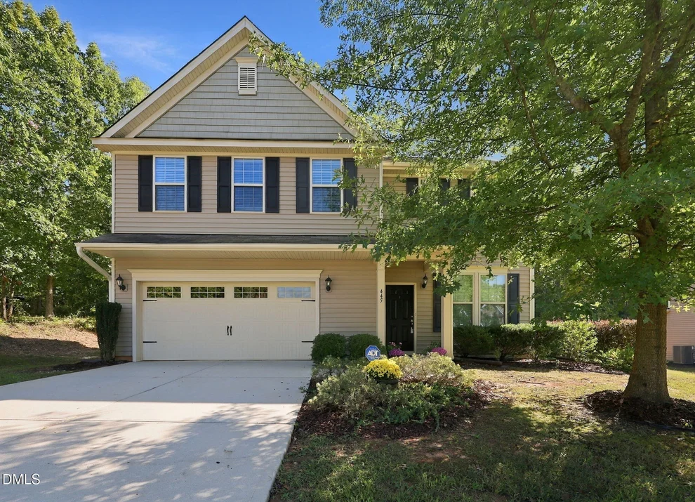 Unit for sale at 445 Clubhouse Drive, Youngsville, NC 27596