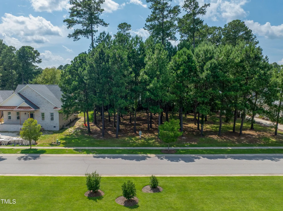 Unit for sale at 1124 Azalea Lane NW, Wilson, NC 27893