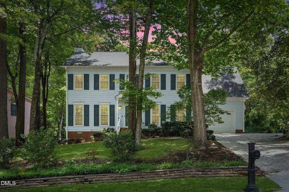 Unit for sale at 102 Canyon Run, Cary, NC 27513