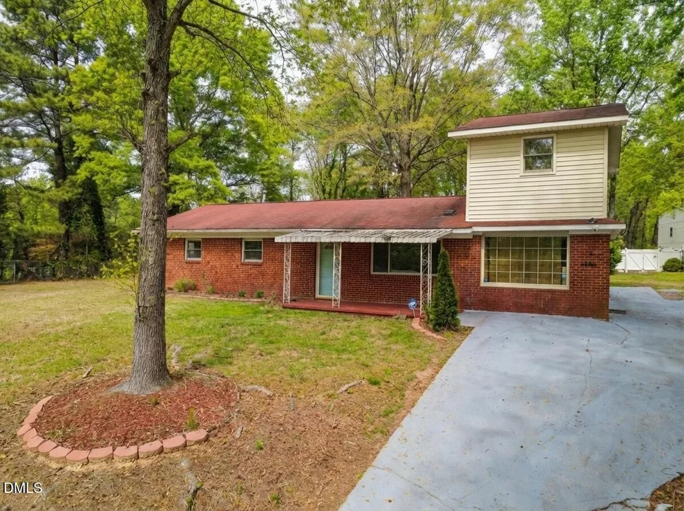 Unit for sale at 1811 Pritchard Place, Durham, NC 27707