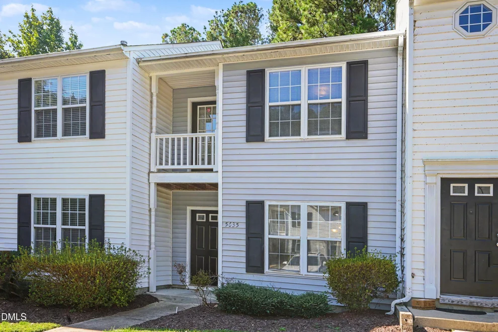 Unit for sale at 5635 Fieldcross Court, Raleigh, NC 27610
