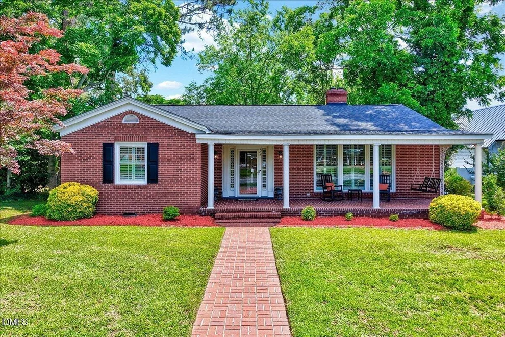 Unit for sale at 402 N Main Street, Four Oaks, NC 27524