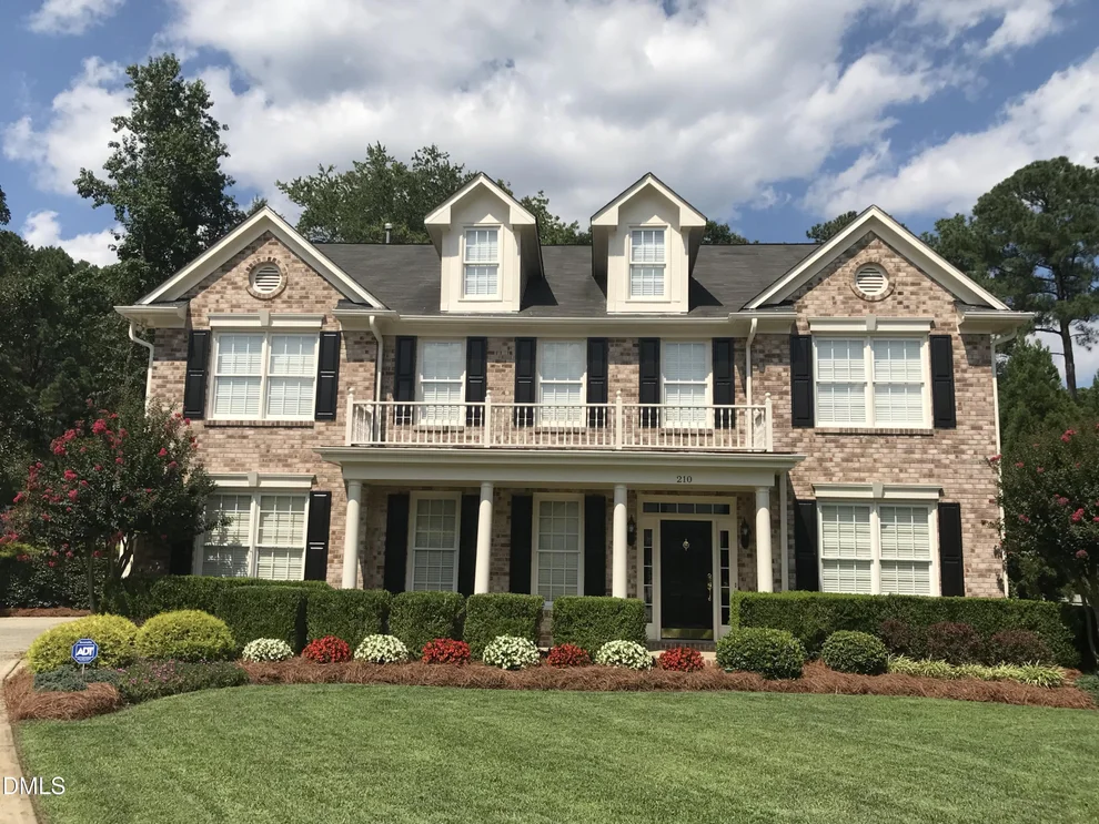 Unit for sale at 210 Shillings Chase Drive, Cary, NC 27518