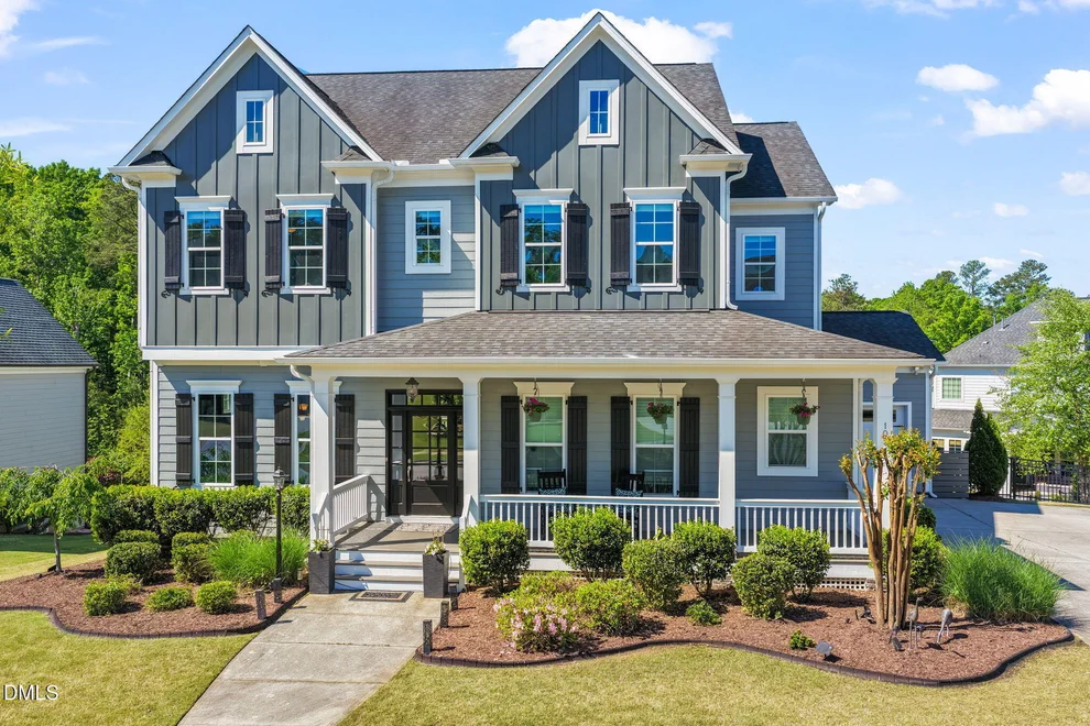 Unit for sale at 105 Duck Branch Drive, Holly Springs, NC 27540