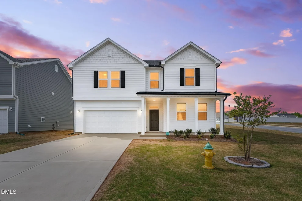 Unit for sale at 260 Chestnut Oak Lane, Lillington, NC 27546