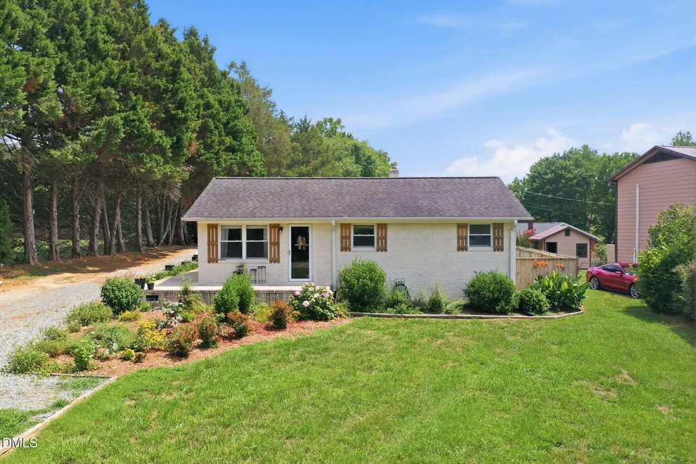 Unit for sale at 1042 S Third Street, Mebane, NC 27302