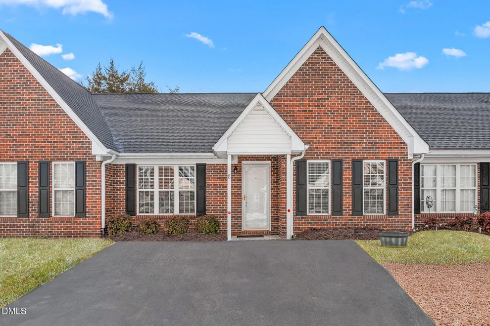 Unit for sale at 1210 St Regis Drive, Burlington, NC 27217