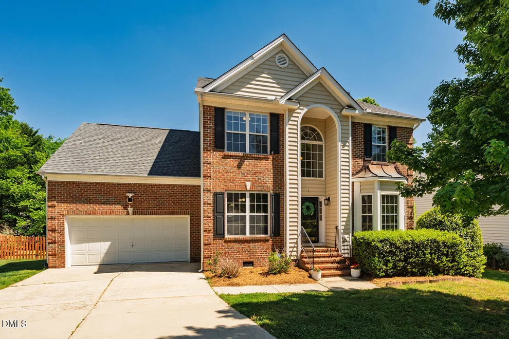 Unit for sale at 102 Adrians Place, Chapel Hill, NC 27514
