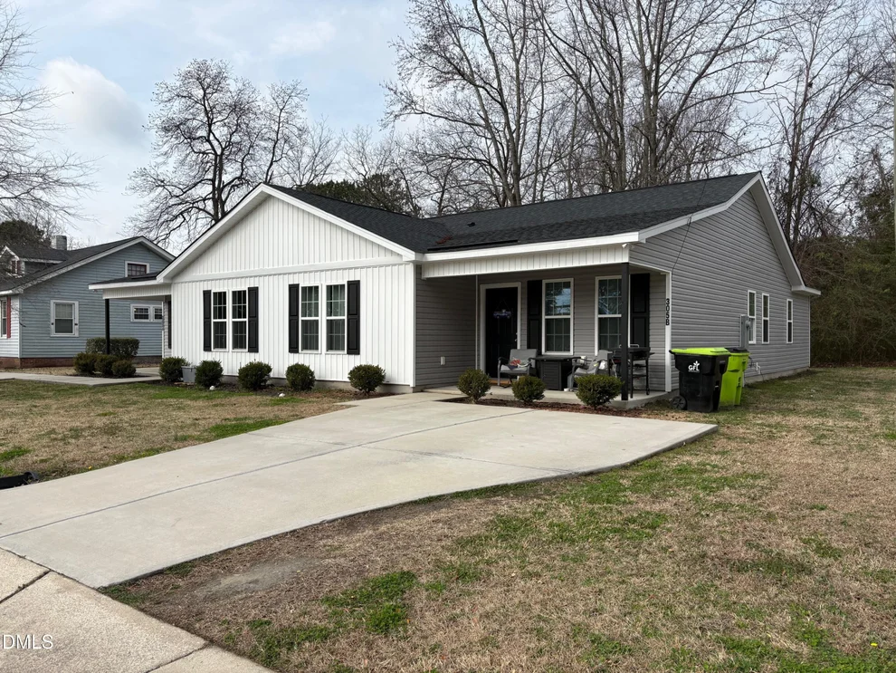 Unit for sale at 305 S Sycamore Street, Fremont, NC 27830