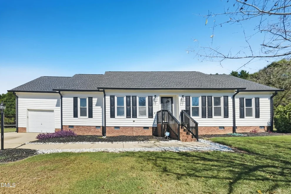 Unit for sale at 2416 Whitset Place, Willow Springs, NC 27592