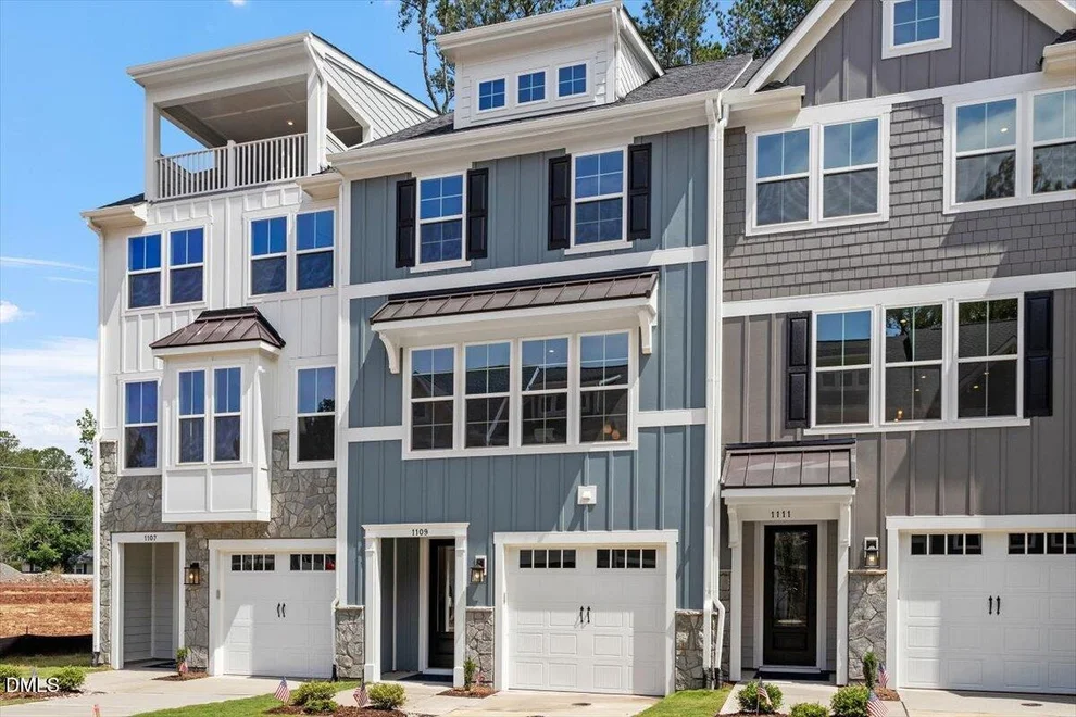 Unit for sale at 1109 Blackthorn Lane, Durham, NC 27703