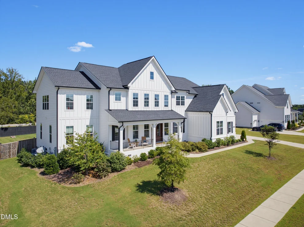 Unit for sale at 3506 Diamond Leaf Court, Apex, NC 27502