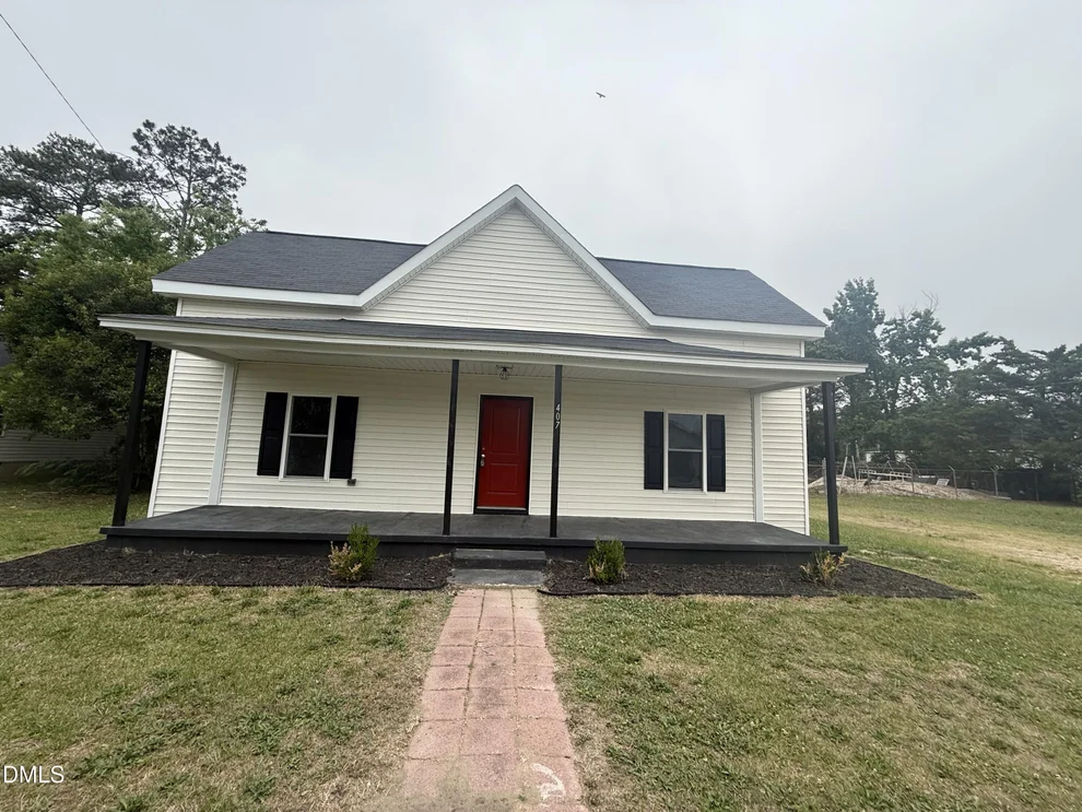 Unit for sale at 407 N King Avenue, Dunn, NC 28334