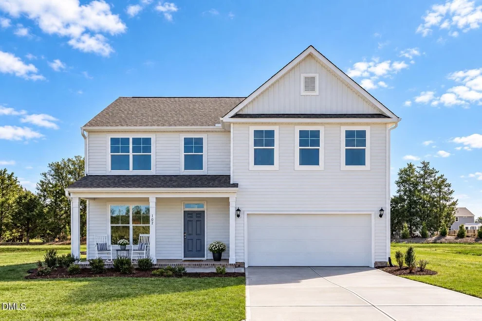 Unit for sale at 102 Bittersweet Trail, Benson, NC 27504