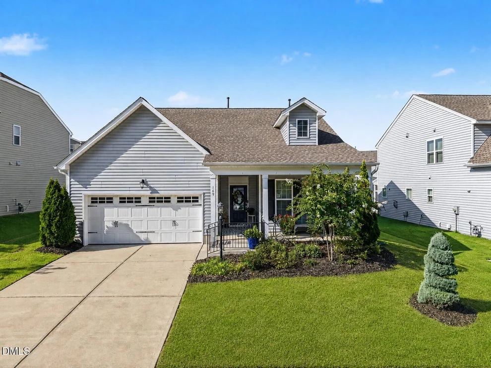 Unit for sale at 169 W Copenhaver Drive, Clayton, NC 27527
