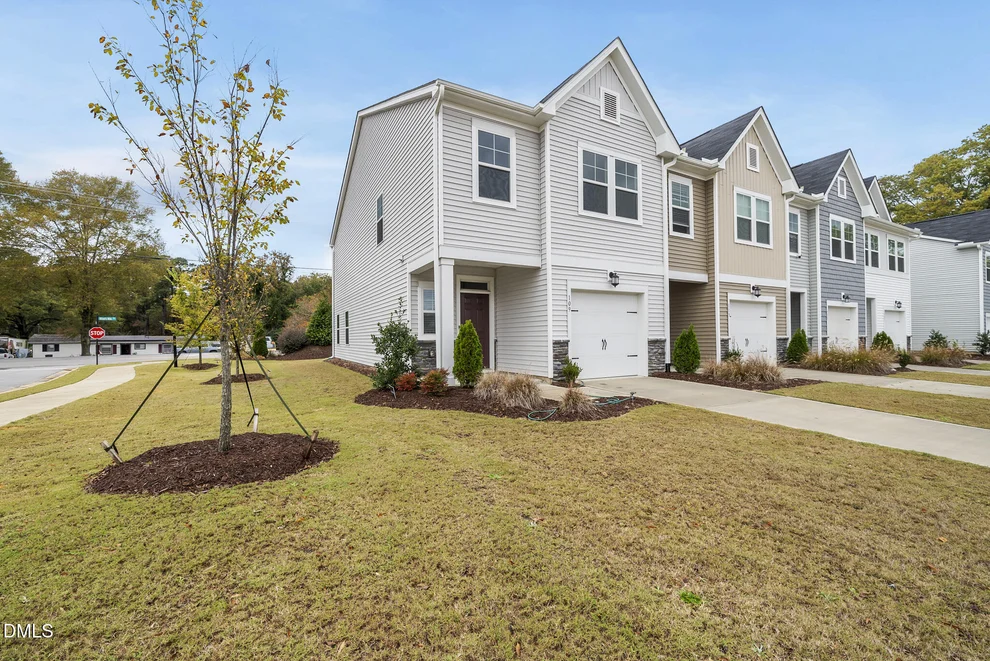 Unit for sale at 109 Peebles Drive, Smithfield, NC 27577