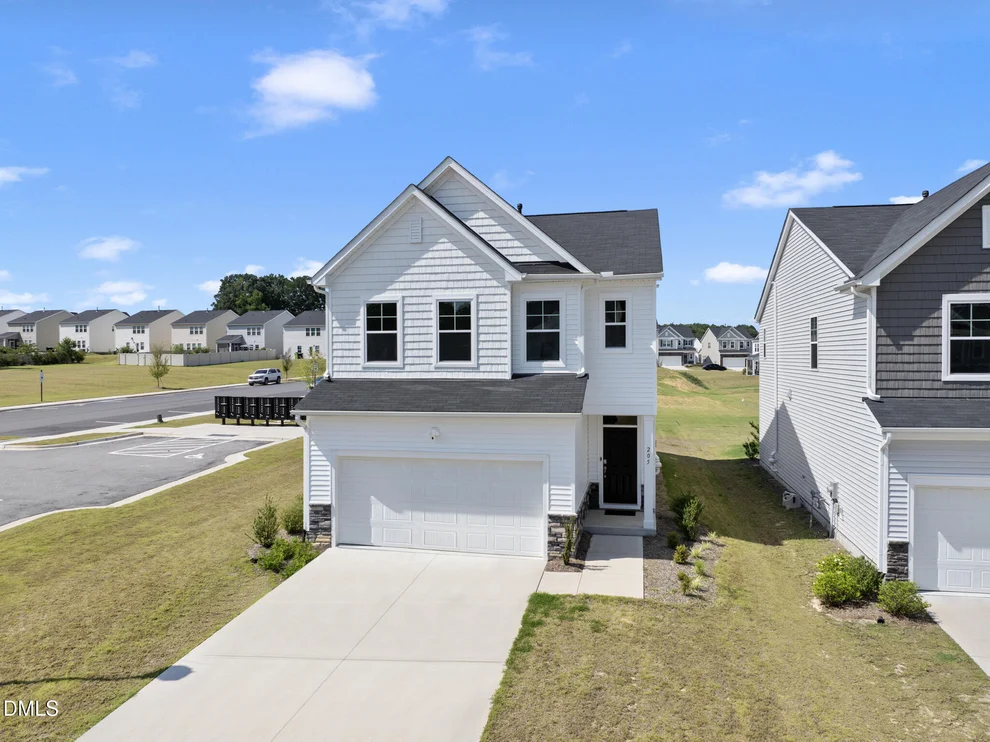 Unit for sale at 205 Fig Tree Bend, Zebulon, NC 27597