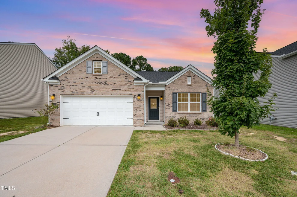 Unit for sale at 6108 Watsonia Drive, Zebulon, NC 27597