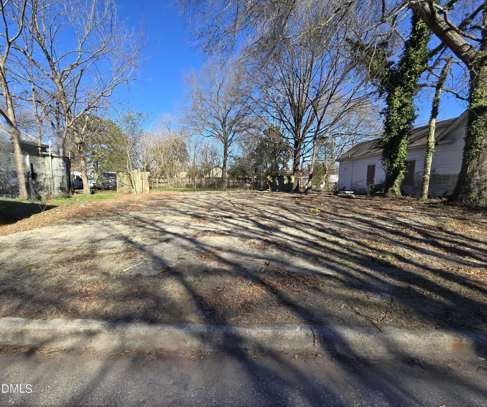 Unit for sale at 615 Crowell Street E, Wilson, NC 27893