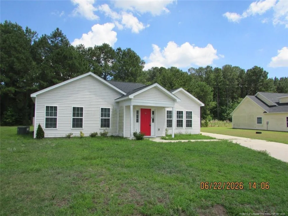 Unit for sale at 171 Miry Creek Lane, Clinton, NC 28328