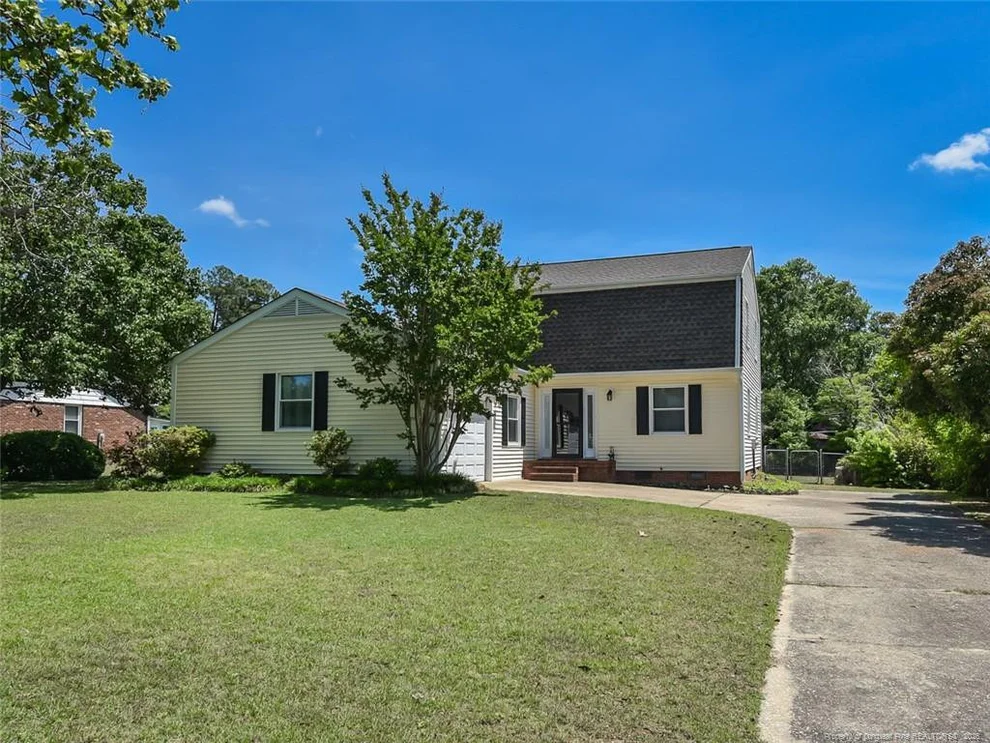 Unit for sale at 3551 Sturbridge Drive, Hope Mills, NC 28348