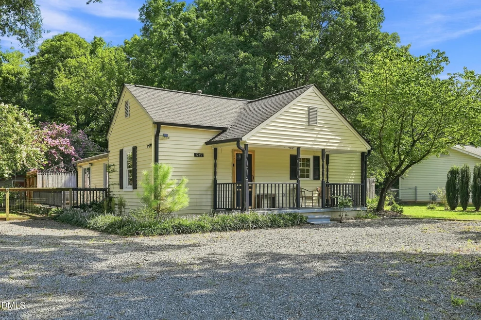 Unit for sale at 913 N Park Avenue, Burlington, NC 27217