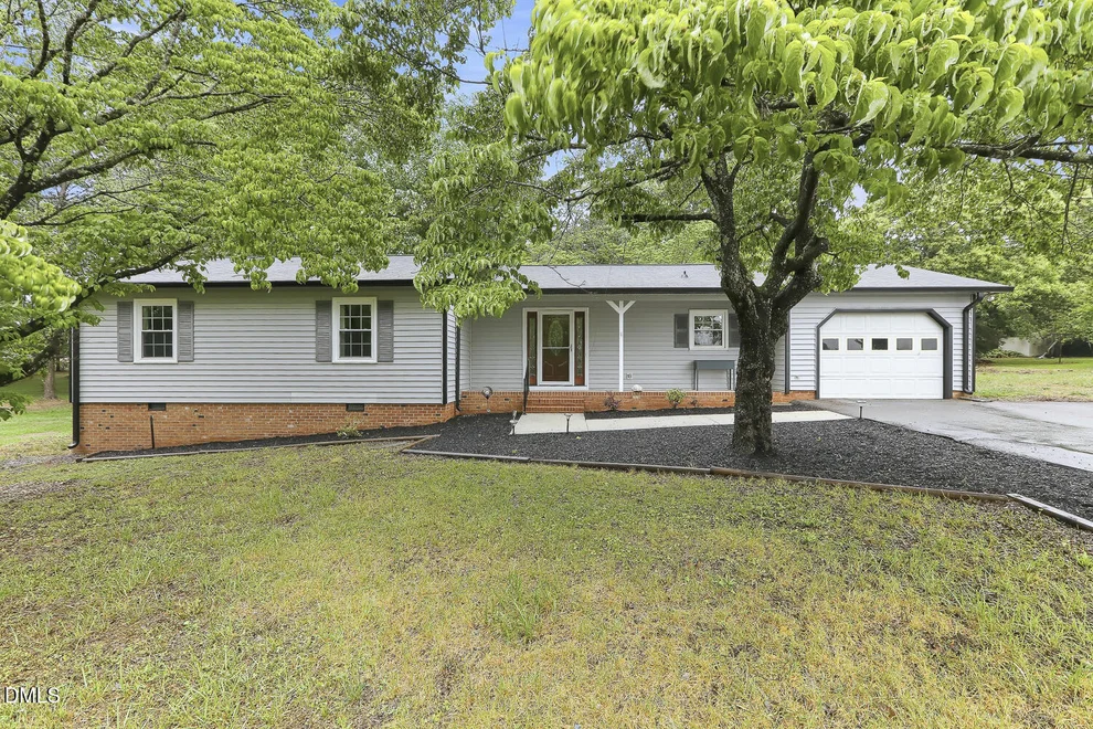 Unit for sale at 301 Edgewater Drive, Broadway, NC 27505