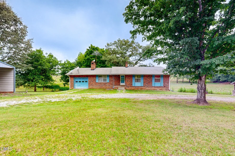 Unit for sale at 2072 Edwin Robertson Road, Roxboro, NC 27574