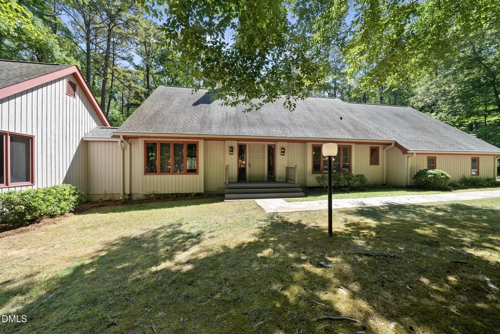 Unit for sale at 101 Stoneridge Drive, Chapel Hill, NC 27514