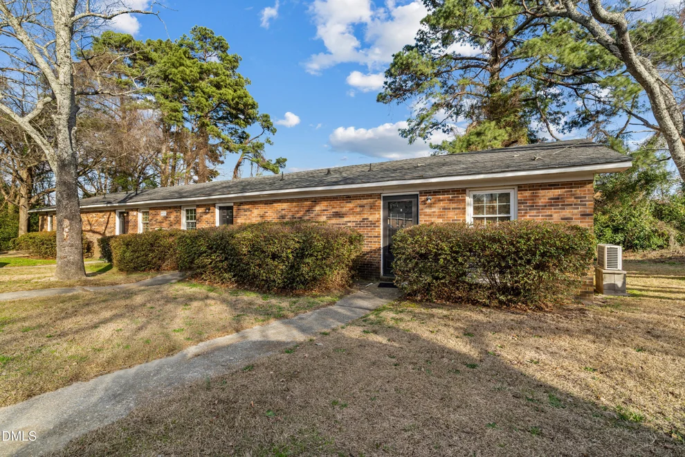 Unit for sale at 6421 Applecross Avenue, Fayetteville, NC 28304