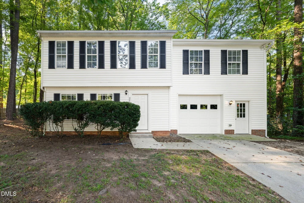 Unit for sale at 2729 Goshawk Lane, Raleigh, NC 27603
