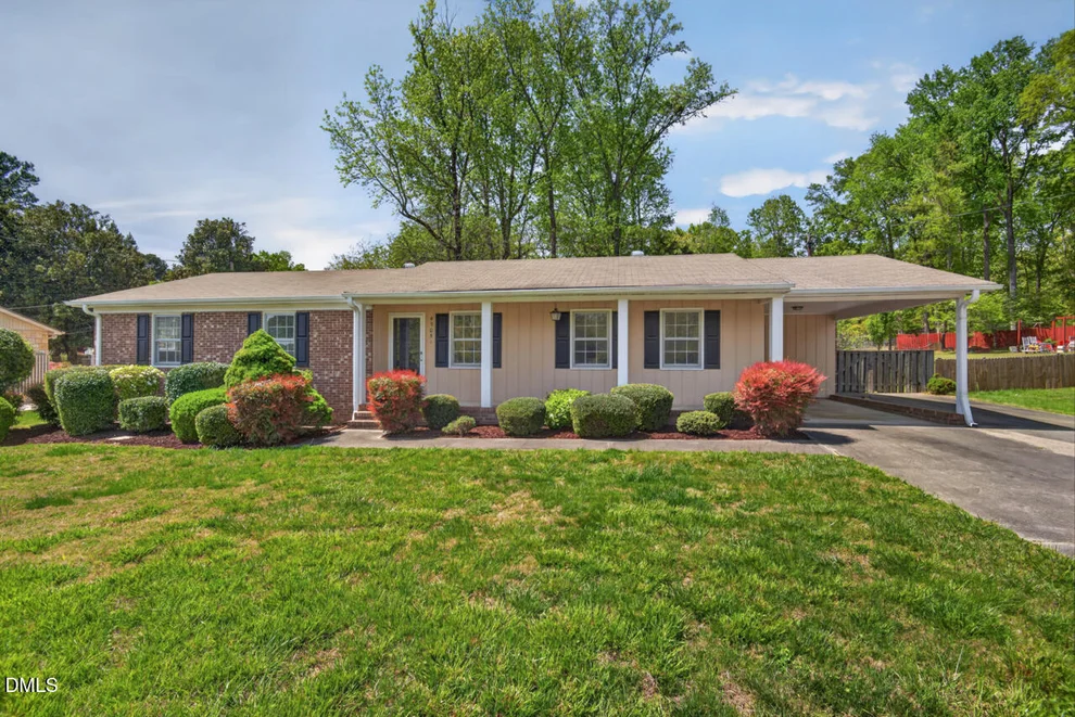 Unit for sale at 4905 Reigal Wood Road, Durham, NC 27712
