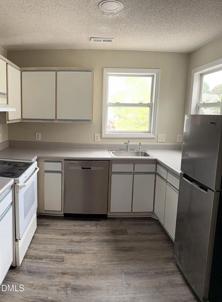 Unit for sale at 1130 Carlton Avenue, Raleigh, NC 27606