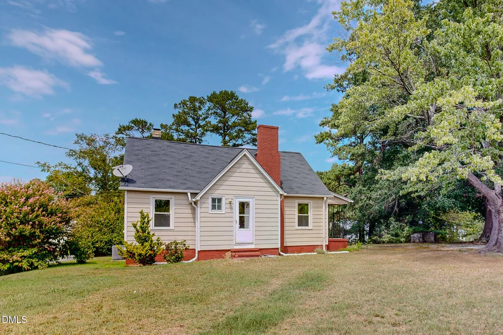 Unit for sale at 151 Wrenon Avenue, Roxboro, NC 27573