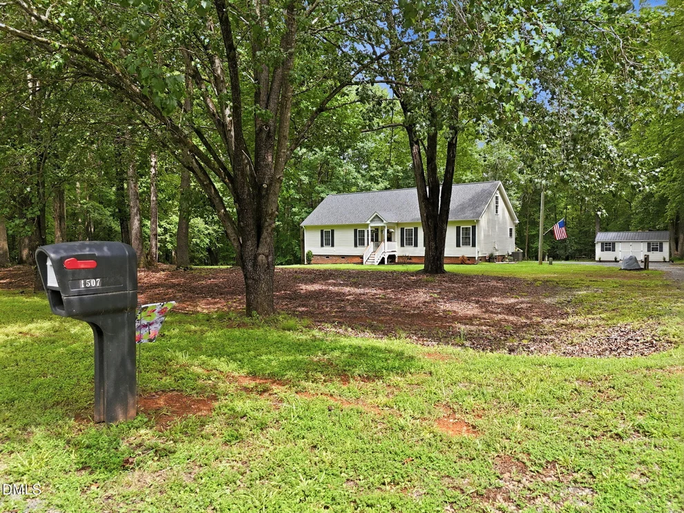 Unit for sale at 1507 Rainbow Circle, Oxford, NC 27565