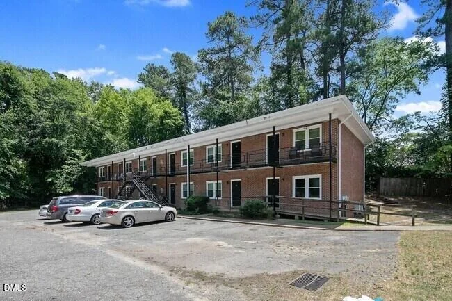 Unit for sale at 210 Colonial Drive, Fayetteville, NC 28301
