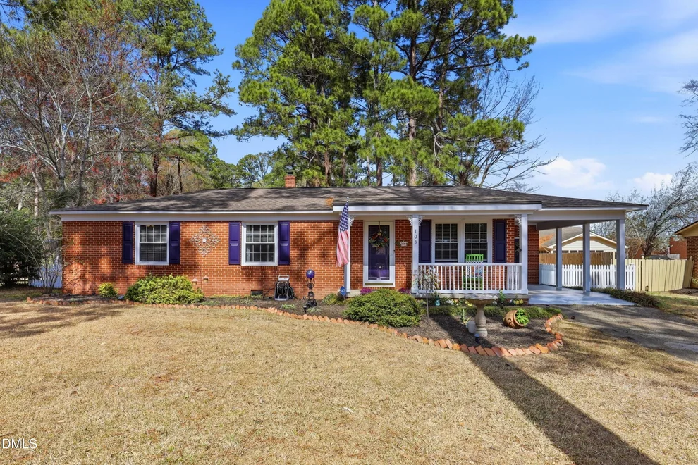 Unit for sale at 105 E Stevens Street, Smithfield, NC 27577