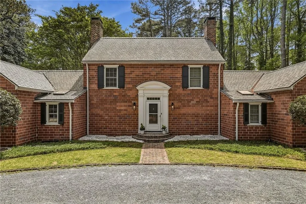 Unit for sale at 285 N Bethesda Road NE, Southern Pines, NC 28387