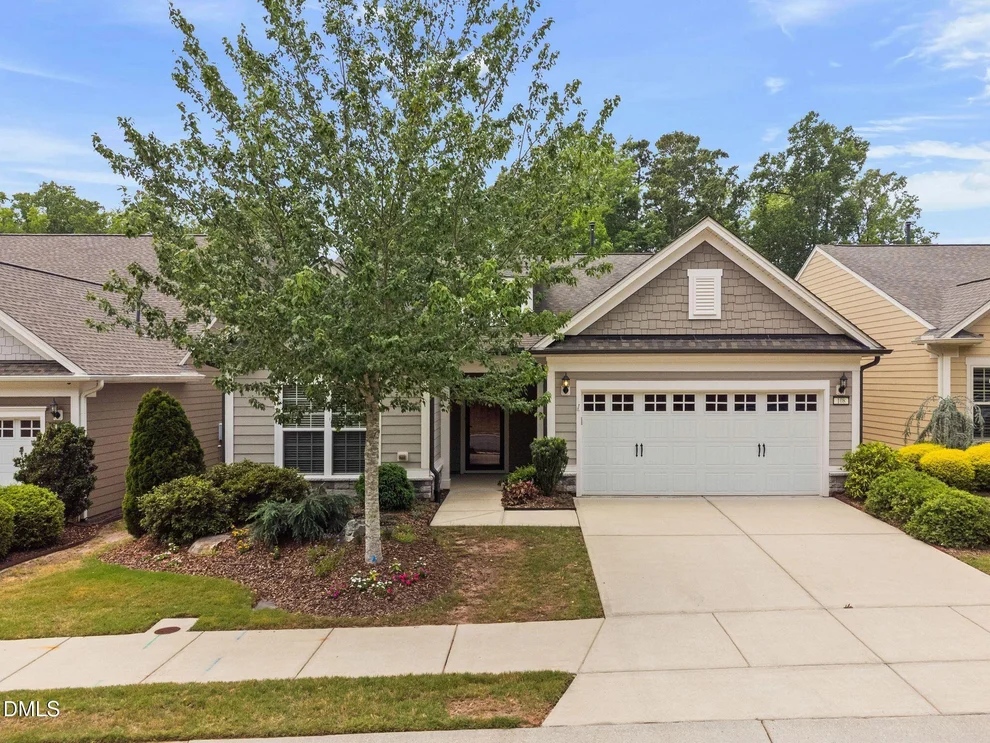 Unit for sale at 108 Gem Yarn Lane, Durham, NC 27703