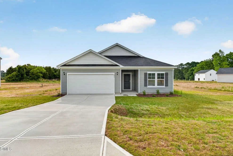 Unit for sale at 204 Shiloh Woods Circle, Smithfield, NC 27577