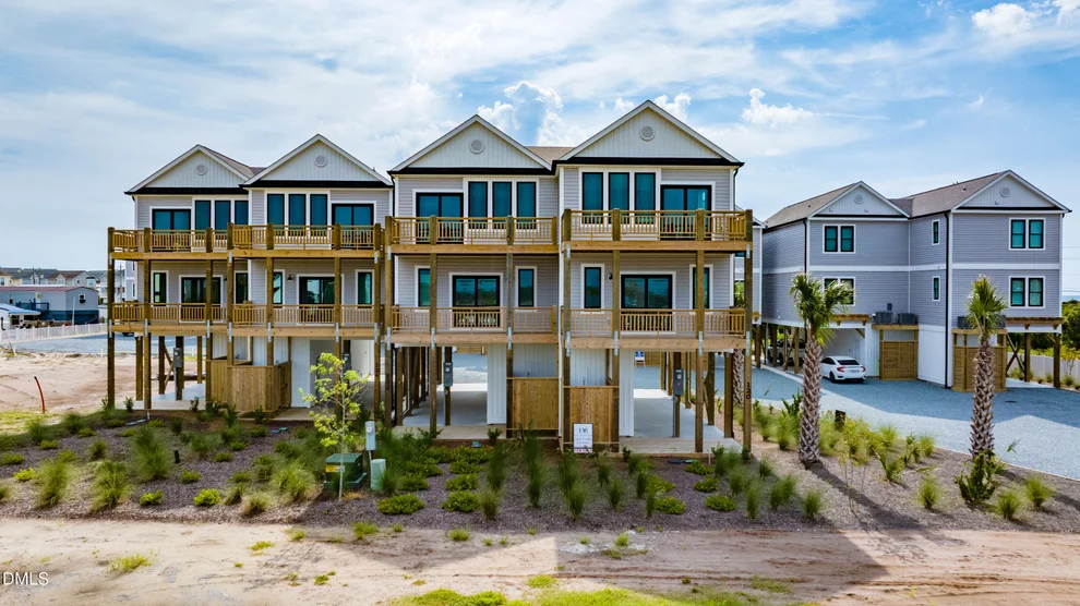 Unit for sale at 122 Shell Road, Surf City, NC 28445