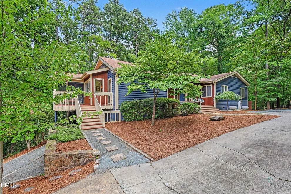 Unit for sale at 625 Kensington Drive, Chapel Hill, NC 27514