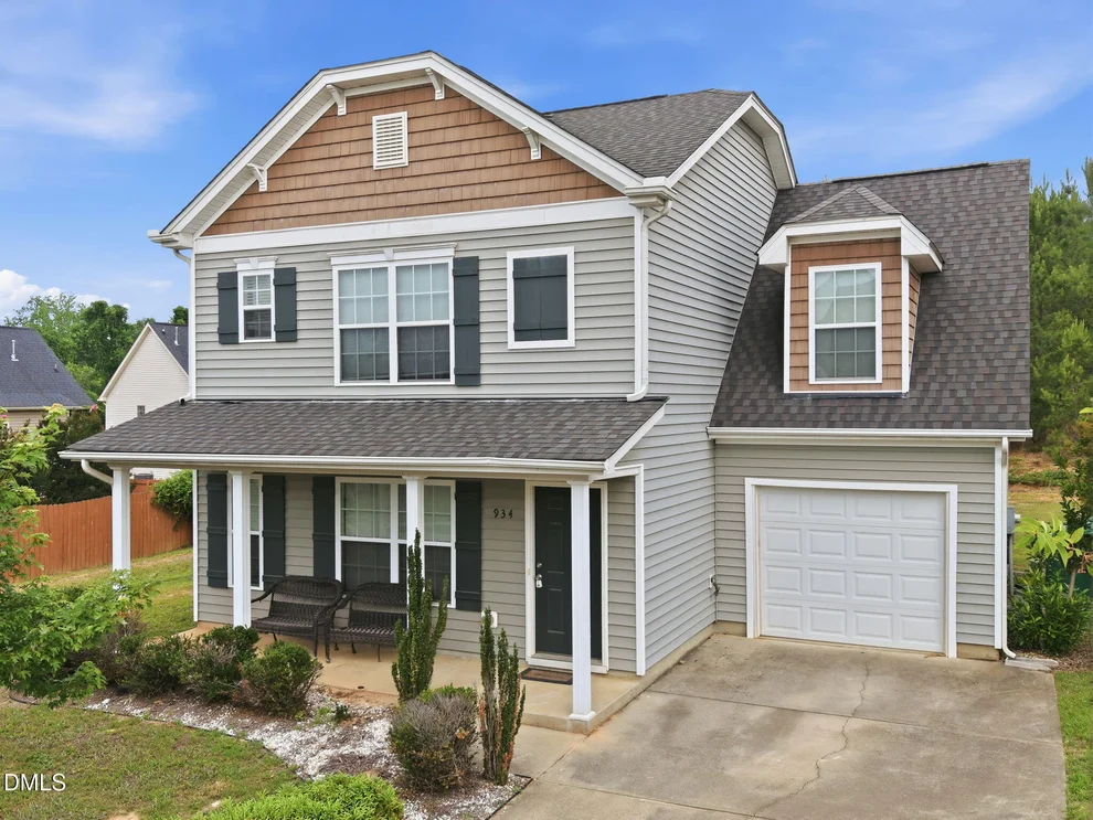 Unit for sale at 934 Ribbonleaf Lane, Fuquay Varina, NC 27526