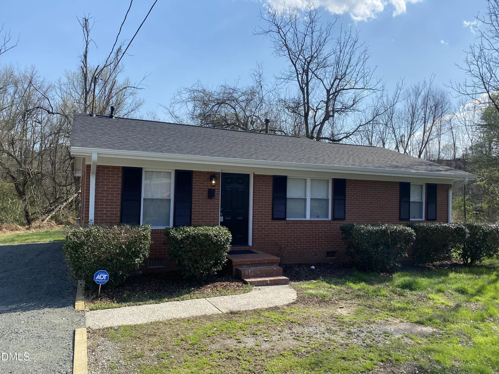 Unit for sale at 411 W Club Boulevard, Durham, NC 27704